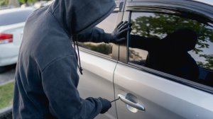 Η Ελλάδα αποκαλύπτεται ως η δεύτερη χώρα με τις περισσότερες κλοπές αυτοκινήτων στην Ευρώπη