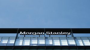 long η Ελλάδα, short η Γερμανία (!) θα χτυπήσουν Γαλλία και Ε.Ε οι «τιμωροί»; η έντονη παρουσία του Σαββίδη και οι προβλέψεις για πετρέλαιο στα 50 δολ.