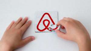 Ασφάλιση ακινήτου που μισθώνεται ως (τύπου) Airbnb: Ένα σταυρόλεξο για δυνατούς…λύτες