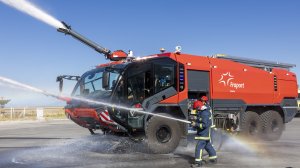 Η Fraport Greece ενισχύει την ασφάλεια των περιφερειακών αεροδρομίων με 17 νέα πυροσβεστικά οχήματα