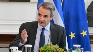 Εκλογικά παιχνίδια διαπλοκής, η «χούντα» Μητσοτάκη, ο μπλαζέ Stéphane Boujnah και η διεθνής διάκριση της Eurobank