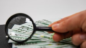 Ο αριθμός των πλαστών τραπεζογραμματίων ευρώ παρέμεινε χαμηλός το 2025