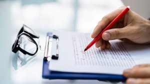 Λάθη στην αίτηση; Μήπως σημαίνει κάτι περισσότερο από κούραση;