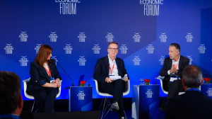 Χατζημηνάς: Θέλουμε ένα διαφορετικό φορολογικό μοντέλο - Huether: Μην υποτιμάμε τις επιπτώσεις του πολέμου