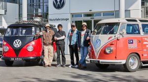 Τα ιστορικά VW Bulli επιστρέφουν στη γενέτειρά τους στο Αννόβερο, μετά από ταξίδι 20.000 χιλιομέτρων