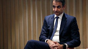 Η «παγίδα» του Μητσοτάκη, η «ευαισθησία» του Τσίπρα, «παράδειγμα» η Ελλάδα, ο Αλέξης, ο Νίκος, οι ξένοι και η ΔΕΗ, το παγκόσμιο sell-off στα ομόλογα και οι «ευλογίες» της Μόσχας στην Μαρία