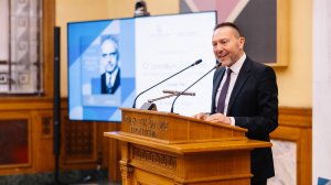 Παρουσιάστηκε η βιογραφία του Ξενοφώντα Ζολώτα από τον Σωτήρη Ριζά - Χαιρετισμός του Διοικητή της ΤτΕ, Γιάννη Στουρνάρα