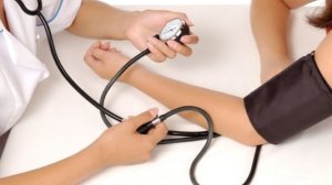 Υπέρταση στην Ελλάδα.Πόσο εφική είναι η ρύθμιση της πίεσής μας το 2013;