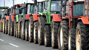 Εισφορές 16% και αφορολόγητο έως 9.500 ευρώ πρότεινε ο πρωθυπουργός στους αγρότες - Συνεχίζουν τις κινητοποιήσεις τους οι επιστήμονες