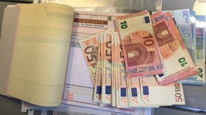 Και οι εργαζόμενοι με «μπλοκάκι» στη ρύθμιση των 120 δόσεων!
