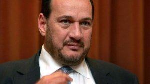 O Σπύρος Καπράλος επανεξελέγη Πρόεδρος των Ευρωπαϊκών Χρηματιστηρίων 