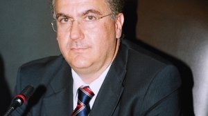 Πτώση επιχειρηματικότητας και διπλασιασμός λουκέτων 