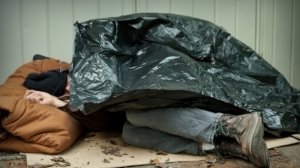 Πρόγραμμα αρωγής αστέγων της Αθήνας από το ΥΓΕΙΑ