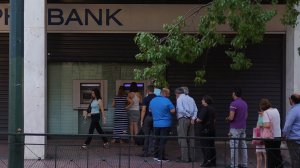 Παράταση της τραπεζικής αργίας έως και τη Δευτέρα 13 Ιουλίου
