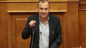Στρατούλης: Απαραβίαστες οι κόκκινες γραμμές για εργασιακά και ασφαλιστικό