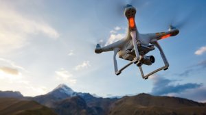 Την καταγραφή των drones και των χειριστών τους ζητά η ΕΕ!