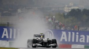 Allianz: Συνεργασία με την MERCEDES GP PETRONAS Formula One™