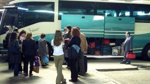 ΕΚΠΟΙΖΩ: Γνωρίστε τα δικαιώματά σας όσοι ταξιδεύετε με λεωφορεία των ΚΤΕΛ