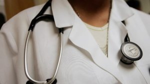 Απεργούν οι γιατροί σε Αθήνα και Πειραιά