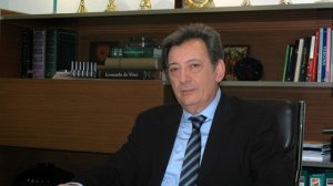 Ο Ανδρέας Βαλυράκης απαντάει για όλα και καταγγέλλει