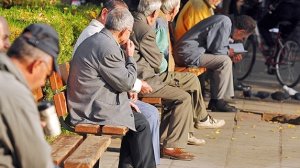 Πώς θα εξυπηρετηθούν 127.000 εκκρεμείς αιτήσεις για επικουρική σύνταξη