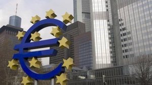 Σε 65 δισ. ευρώ αύξησε η ΕΚΤ το όριο για τον ELA