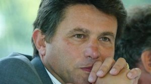 Αναβάλλεται η επίσκεψη του κ. Henri de Castries