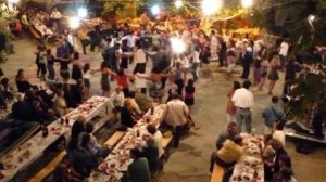 Η ώρα των πανηγυριών έφθασε, μην τα χάσετε... θα χάσετε!
