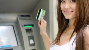 Νέος οδηγός για τις συναλλαγές από την Ελληνική Ένωση Τραπεζών