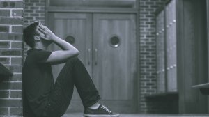 Επιδικάσθηκαν 2.000 ευρώ αποζημίωση τον μήνα σε φοιτητή!