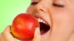 Ενα μήλο την ημέρα εμφράγματα και εγκεφαλικά κάνει πέρα
