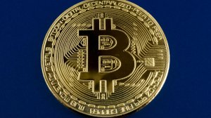 Ο Καθηγητής Νίκος Φίλιππας μιλά για το Bitcoin και τα Κρυπτονομίσματα, σε επιμορφωτική εκδήλωση του ΕΙΑΣ