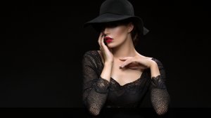 Ποιοι μεσάζοντες «καπελώνουν» τις προμήθειες των επαγγελματιών ασφαλιστών;