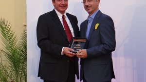 Ο Δήμος Αθηναίων τίμησε την INTERAMERICAN 