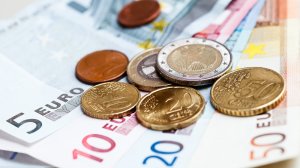 Ποιοι δικαιούνται το ΕΚΑΣ; Στη Διαύγεια η απόφαση!