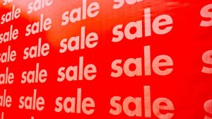 Ενδιάμεσες εκπτώσεις 2017: Η ΕΣΕΕ ενημερώνει τους Εμπορικούς Συλλόγους και την αγορά