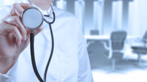 Τετράωρη στάση εργασίας στα δημόσια νοσοκομεία