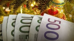 Καταργούνται τα Δωρα Χριστουγέννων και Πάσχα 