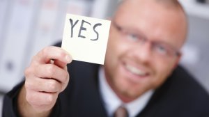 Ναι σε ασφαλιστήριο με κρατική βοήθεια λένε οι Γάλλοι