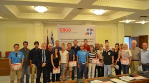 ERGO: Τελετή παράδοσης εισιτηρίου προς τη νικήτρια ομάδα Run Greece της περιφέρειας Καστοριάς
