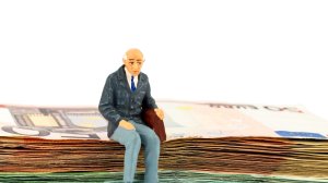 Πότε θα πληρωθούν οι συντάξεις ΟΓΑ και ΟΑΕΕ μηνός Φεβρουαρίου;