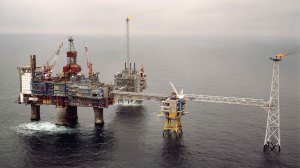 Θερμό καλοκαίρι για τους ασφαλιστές φορτίου από Ιράν