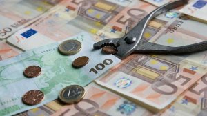 «Ξεμπλοκάρει» έως τις 29 Ιουλίου η καταβολή του ψαλιδισμένου εφάπαξ!