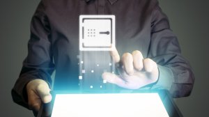 Έρευνα ΕΥ: Το 60% των τραπεζών σχεδιάζει επενδύσεις στις νέες τεχνολογίες