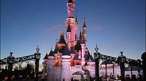 H ΙΝΡ Insurance πάει Eurodisney