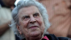 Συγκλονιστική συναυλία Μίκη Θεοδωράκη στο Ντίσελντορφ