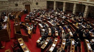 Όλα τα ονόματα των 300 βουλευτών. Δείτε τι ψήφισαν για την αλλαγή φύλου!