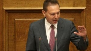 Στουρνάρας προς ιδιωτικά νοσοκομεία: Πρώτα ο κουρέας και μετά η πληρωμή