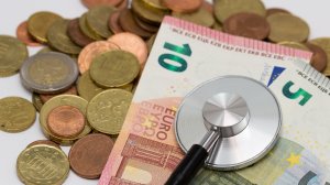 Εξοντωτικό ασφάλιστρο υγείας «απαιτεί» ο ΕΦΚΑ!