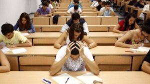 Κατάλογος υποψηφίων ασφαλιστικών διαμεσολαβητών και οδηγίες για τις εξετάσεις της 22ας Απριλίου 2012 στην Αθήνα